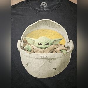 Small Mens Star Wars Groku Black The Mandelorian Logo Tee, Small Flaws, Used.